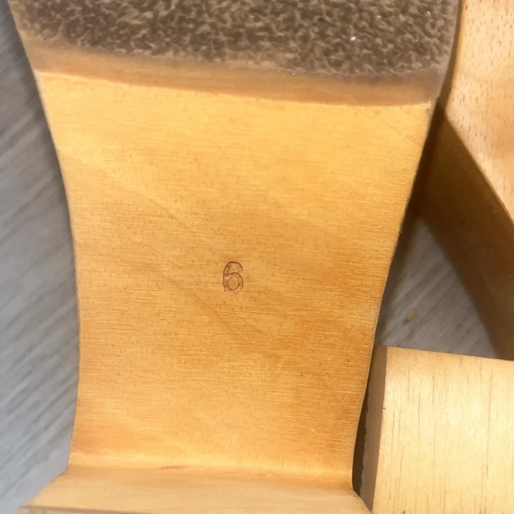 Charlotte Stone - Picture 10 of 10